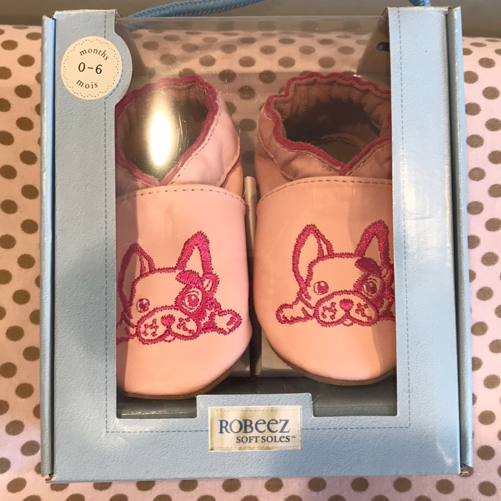 NWOT Robeez Soft Sole Shoes with dog face